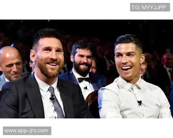 戴维斯与阿什拉夫的巅峰对决谁能在赛场上笑到最后